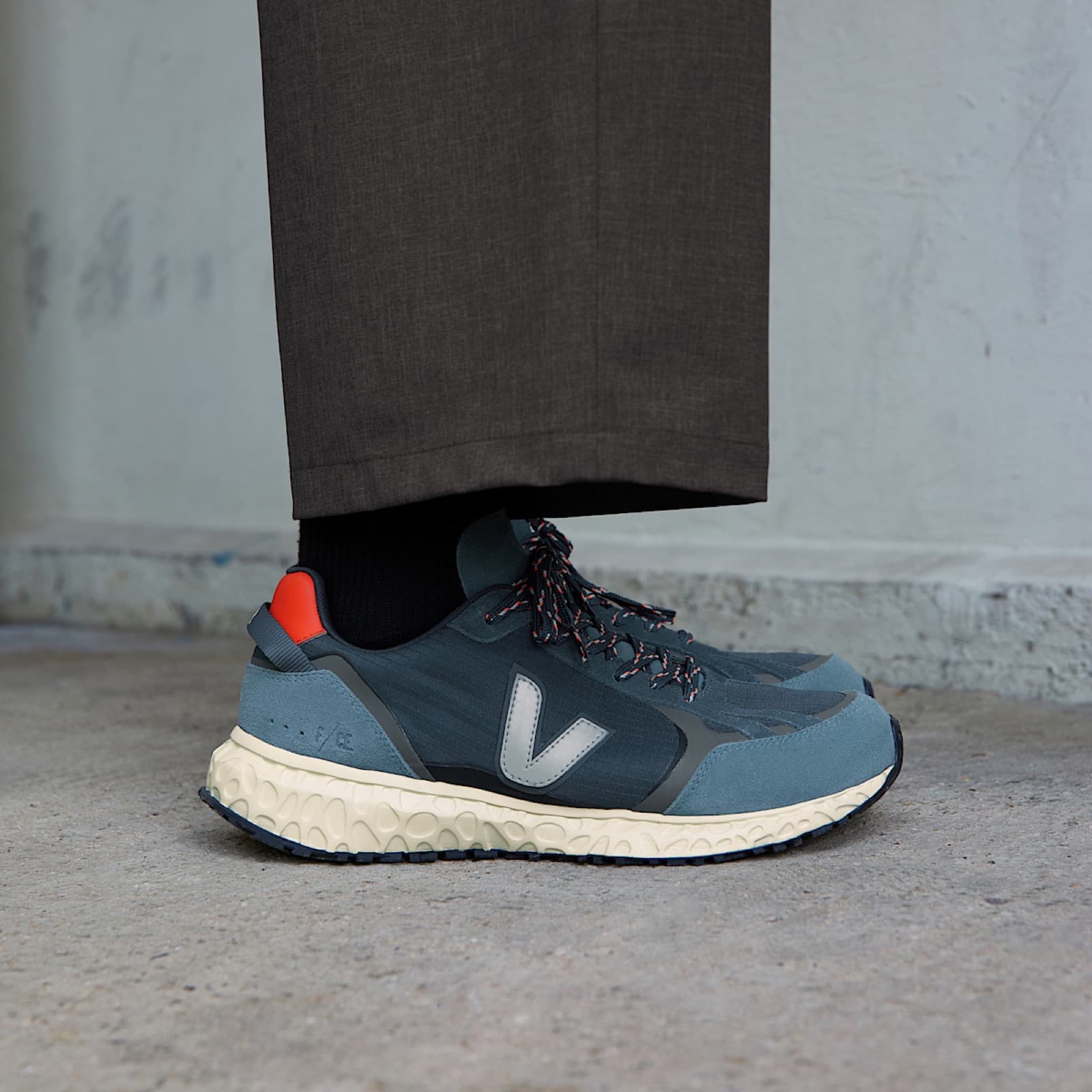Veja Condor Royale product image